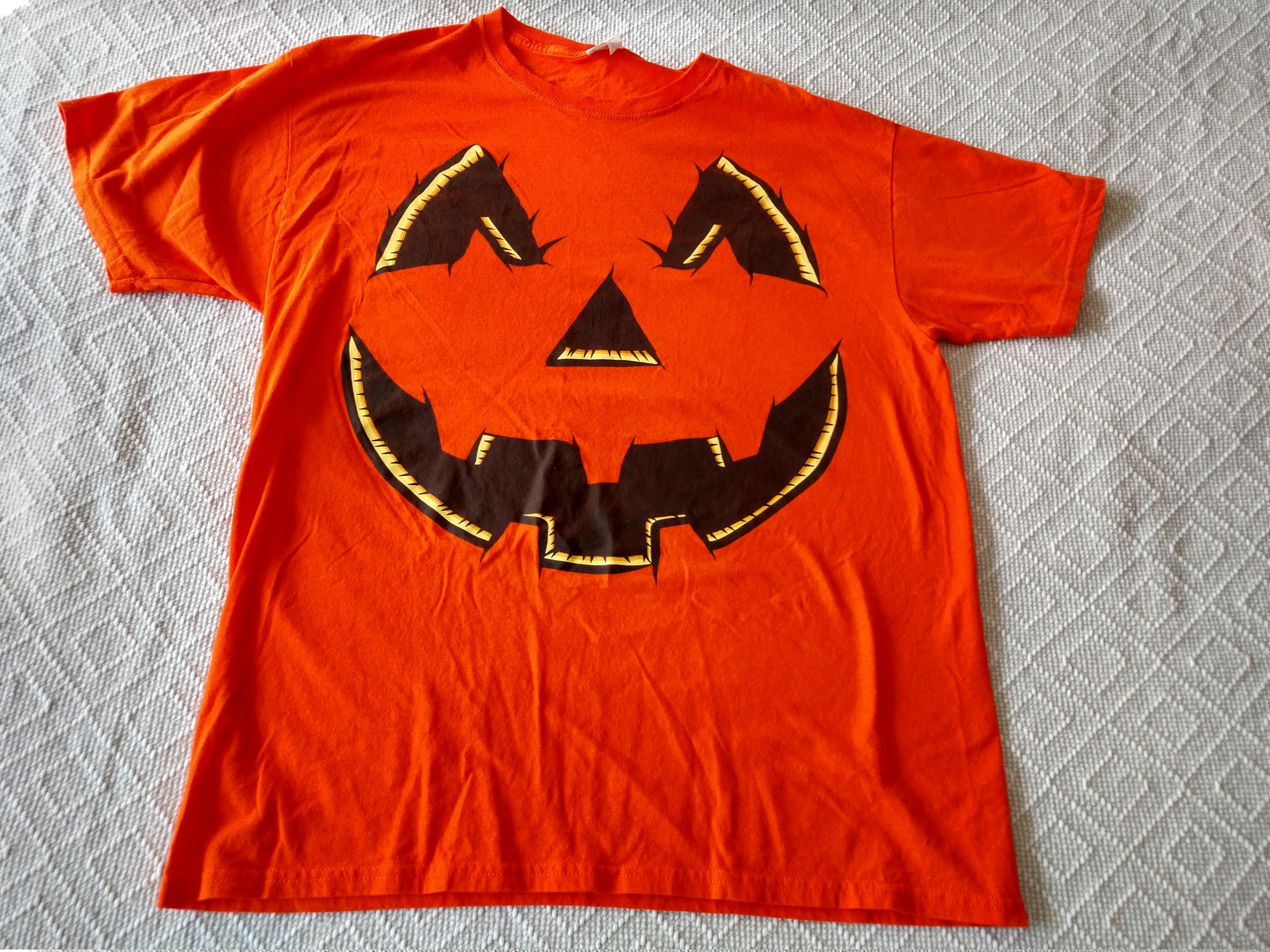 PUMPKIN FACE Men's Large Orange T-shirt With Pumpkin Face - Etsy