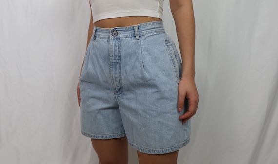 light blue denim shorts / vintage jean shorts / hi