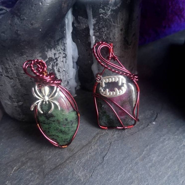 Pendentif rubis zoïsite