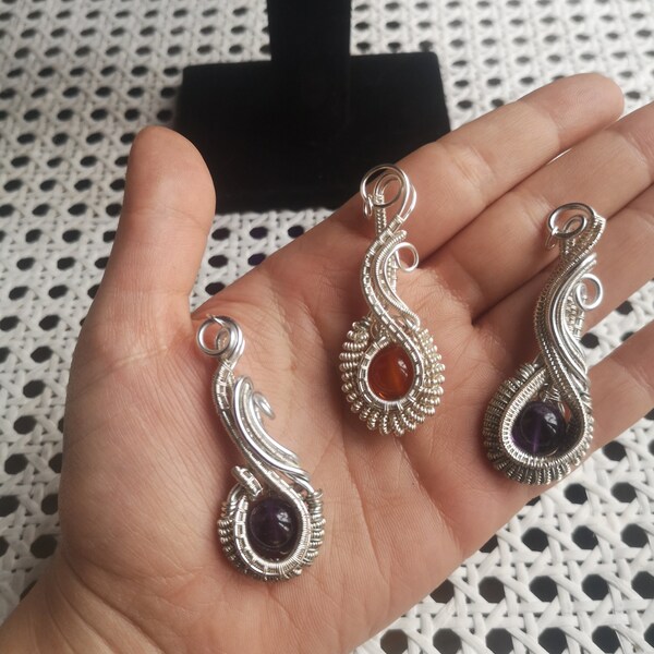 Pendentif wire wrap et perle