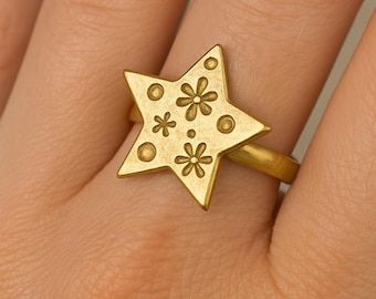 Charming star-shaped brass ring, Handmade Brass Star Ring – Boho Celestial Jewelry, Dainty Gold Ring, Unique Gift for Her, Vintage Ring