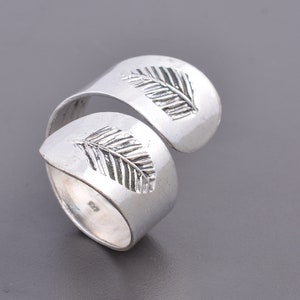 Sterling Silver Leaf Branch Ring, Layering Ring, Vine Ring, Laurel Ring, Nature Jewelry