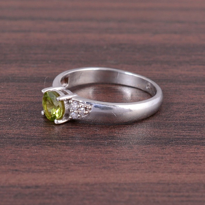 Handmade Ring Gift For Her Silver Ring Women Ring Peridot Ring 925 Sterling Silver Ring Peridot Wedding Ring