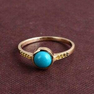 Natuurlijke turkooizen ring, edelsteenring, handgemaakte ring, sierlijke ring, turkoois ring voor vrouwen, statement ringen, minimalistische turkoois ring