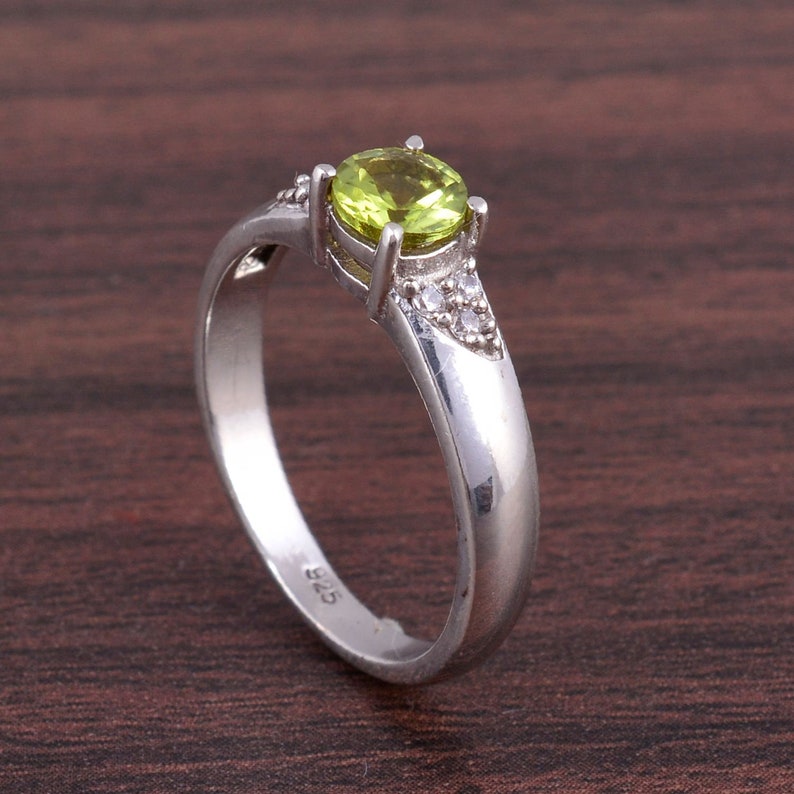 Handmade Ring Gift For Her Silver Ring Women Ring Peridot Ring 925 Sterling Silver Ring Peridot Wedding Ring