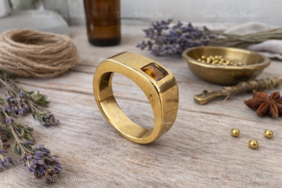 Brass Signet Ring – Flat Top Minimal Ring – Vintage Style Unisex 