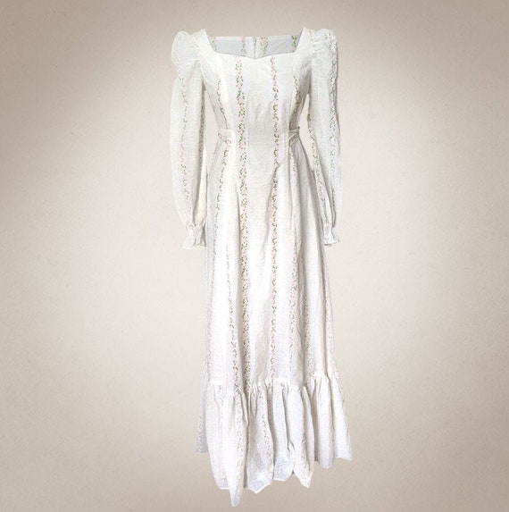 Romantic True Vintage Dress - Delicate Floral