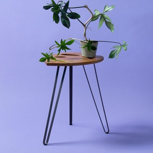 Design Plant Table Monstera Adansonii Plant Stand Leaf table Leaf shaped table End table Solid oak Side Table image 1