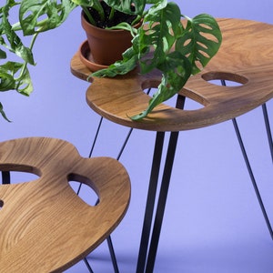 Design Plant Table Monstera Adansonii Plant Stand Leaf table Leaf shaped table End table Solid oak Side Table image 4