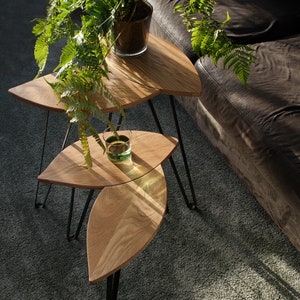 Blatt-Tisch-Set Design-Pflanzentisch-Set Pflanzenständer-Set Blattförmiger Tisch Beistelltisch Massive Eiche Natur Bild 5