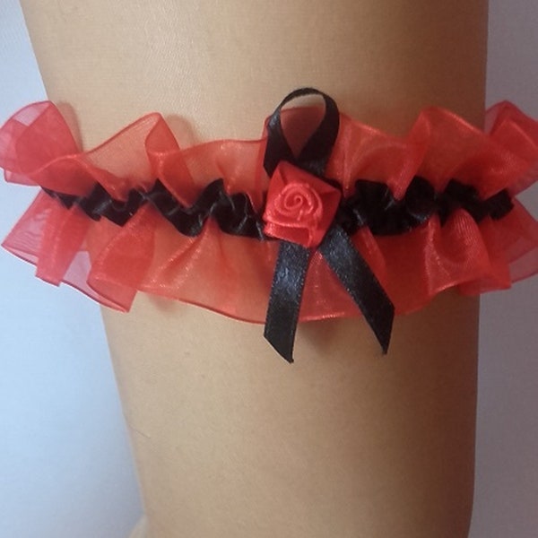 Strumpfband rot schwarz mit roter Rose