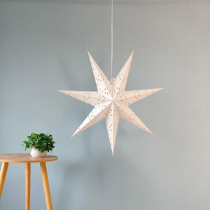 Lanterna di carta bianca a forma di stella a 7 punte – 17" e 29" – con ritagli a stella