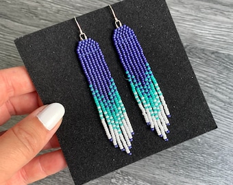 Pendientes de cuentas de semillas azules y blancas / Pendientes largos / Pendientes con cuentas / Pendientes colgantes / Estilo nativo americano