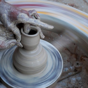 Clay Pottery Making, Art of Fingers