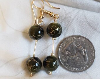 Dual bead earrings green with gold swirls and matching bracelet