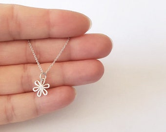 Daisy Flower Charm Sterling Silver Necklace