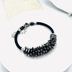 Women’s bracelet natural labradorite stone 6,5 inches