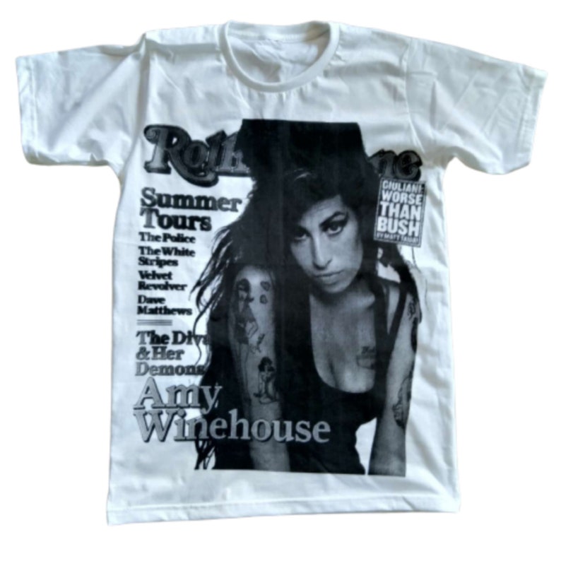 Amy Winehouse // Short Sleeve Tshirt Etsy