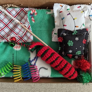 Handmade Cat Gift Box Christmas Catnip Toys, Adoption Day Gift Box Gotcha Day Gift Box Cat Box Kitten Adoption Box Variety Cat Box