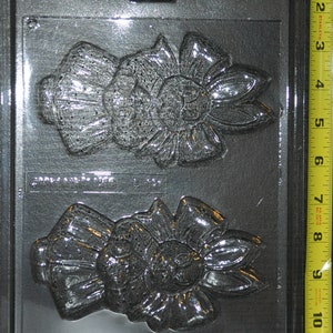 FLOWER BUNNY MOLD