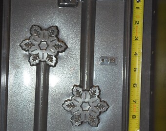 SNOWFLAKE PRETZEL MOLD