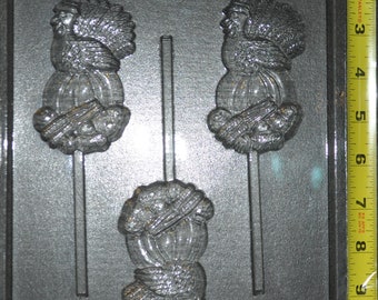 TURKEY ON PUMPKIN pop mold