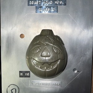 3D JACK O&#39;LANTERN MOLD