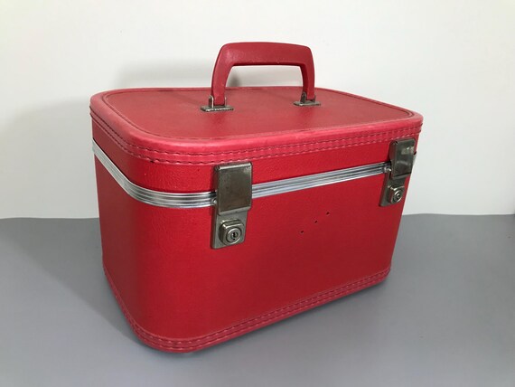 Vintage Red Train Case: Travelgard Small Suitcase, Made in Canada