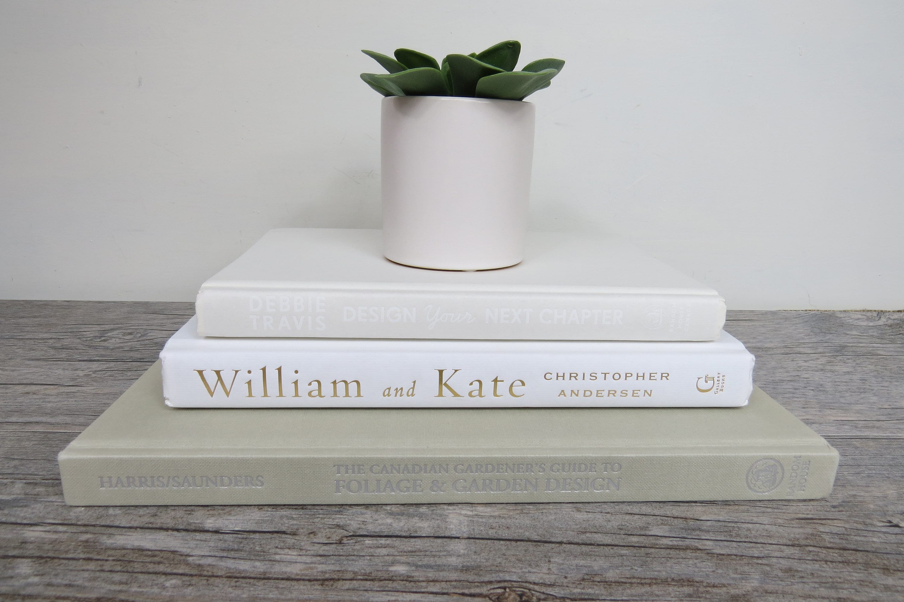 Coffee Table Books Set of 3 Grey-beige and White Large 