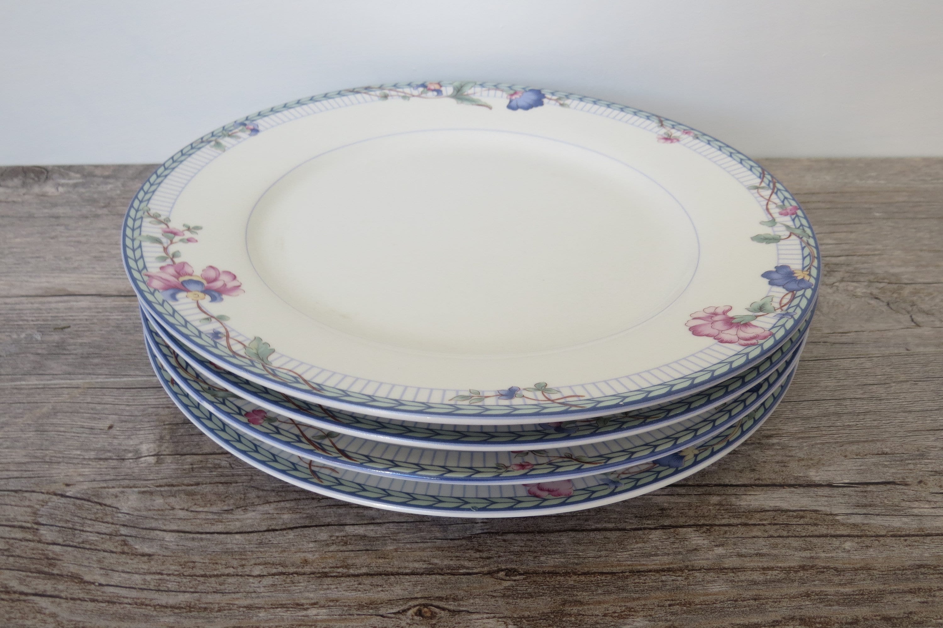 Oneida Blue Lattice Dinner Plates Set of 4 10.25 Blue Etsy