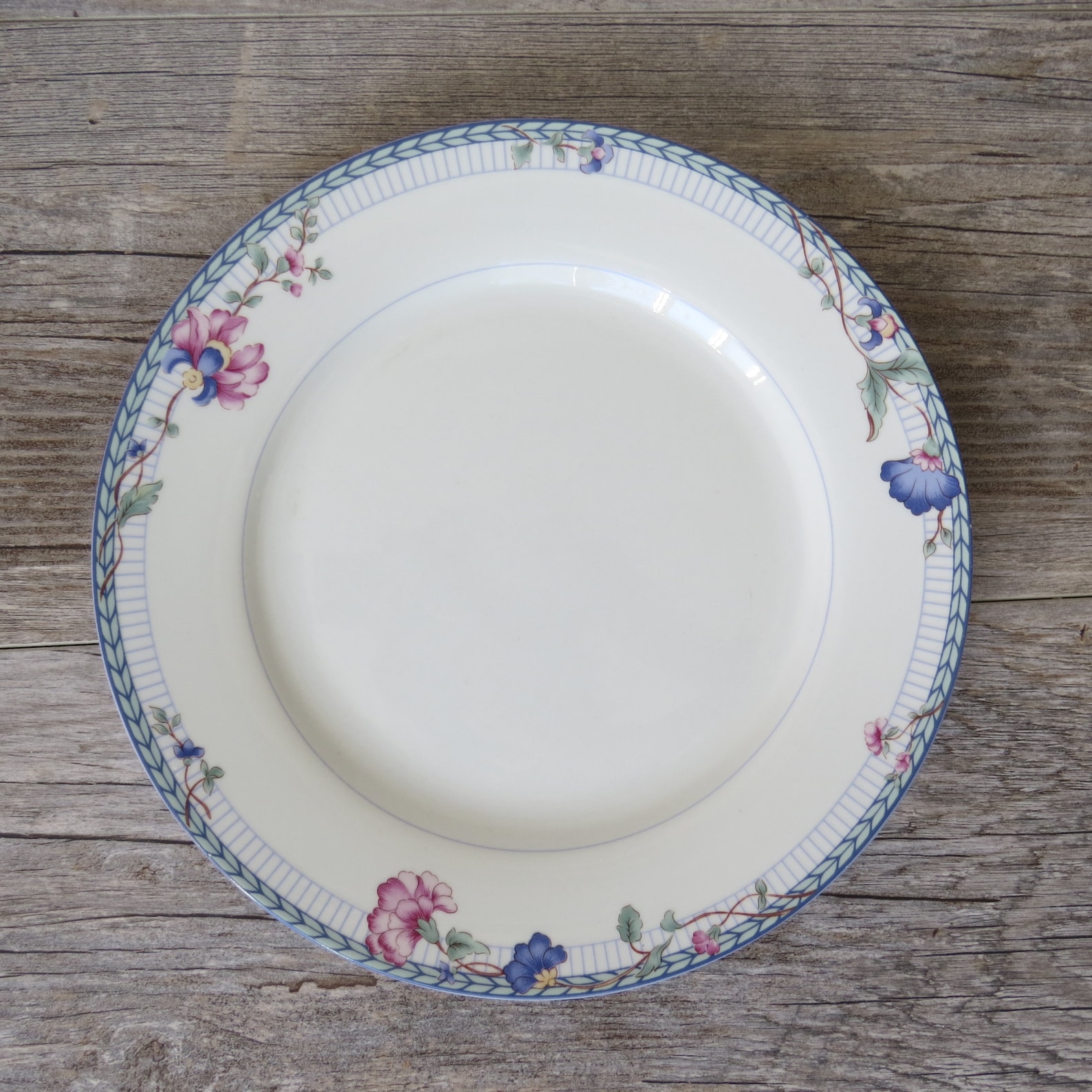 Oneida Blue Lattice Dinner Plates Set of 4 10.25 Blue Etsy