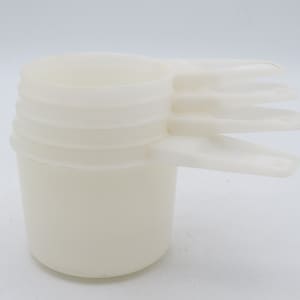 Vintage Tupperware Measuring Cups: White Incomplete Set of 4