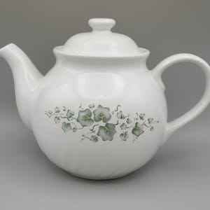 Corelle Callaway Teapot, Corelle Coordinates, Green Ivy, Corning Ware Teapot