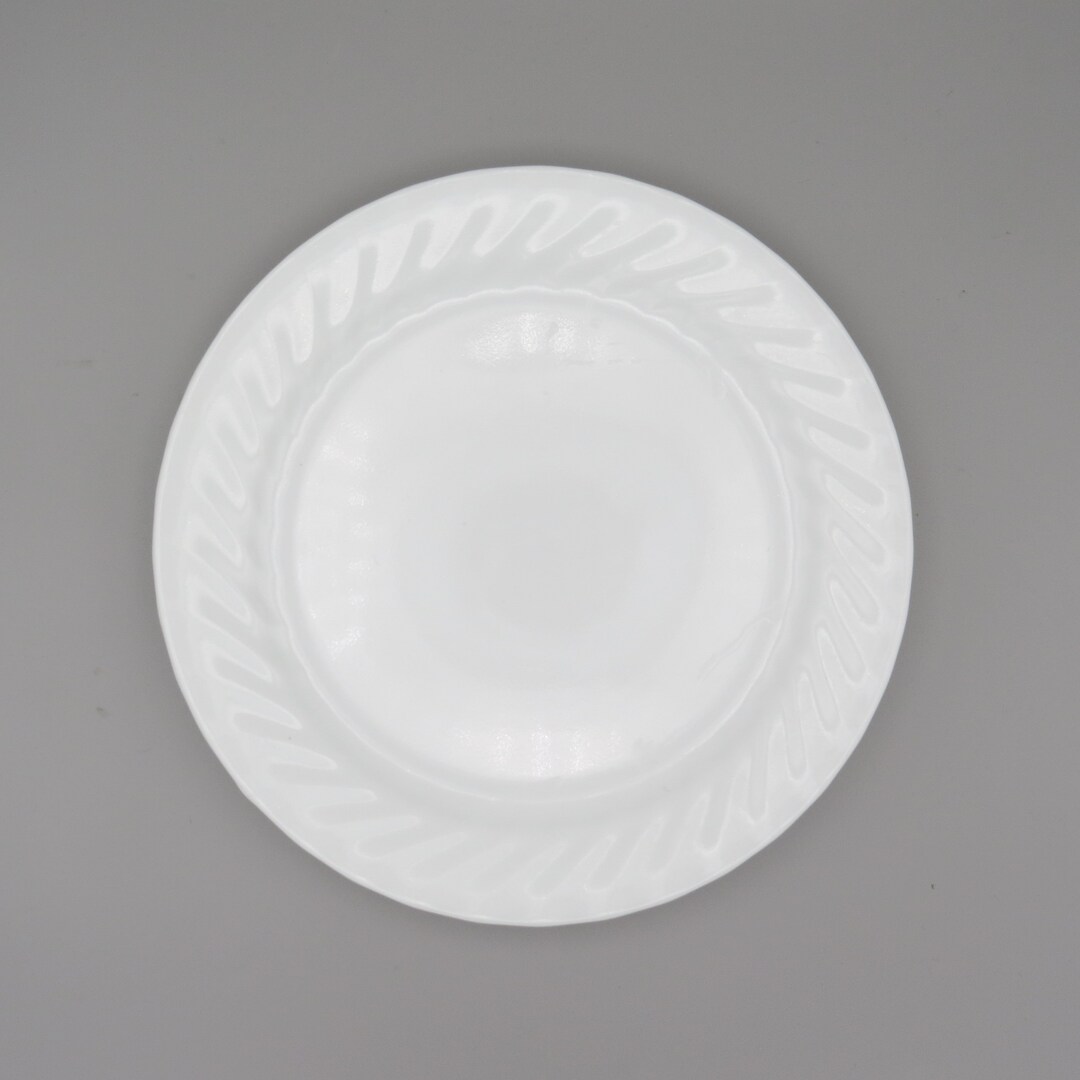Set of 2 Corelle White Swirl 9 Plates, Luncheon Plates, Corelle