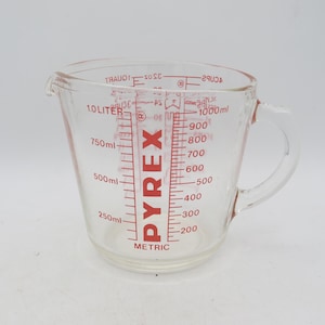 Vintage Pyrex Measuring Cup, 4 Cup, 1 Litre, D Handle, Metric Measurements, Standard Measure, Pyrex Glass Measuring Cup, #532