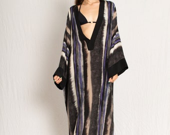 Floor long purple pattern beach caftan dress with deep V-neckline