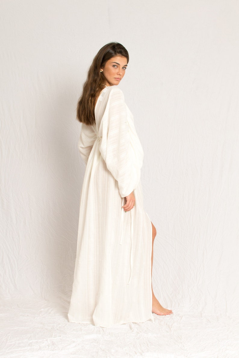 White caftan maxi beach dress with V neckline and middle slit