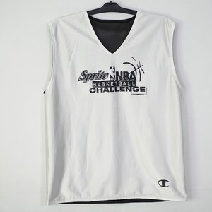 Champion sueter negro shop nba