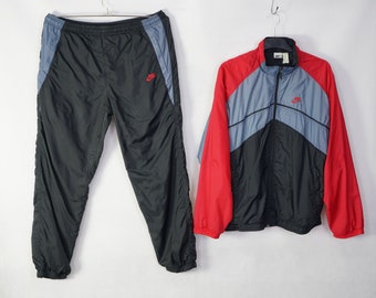Black and red nike tracksuit deals