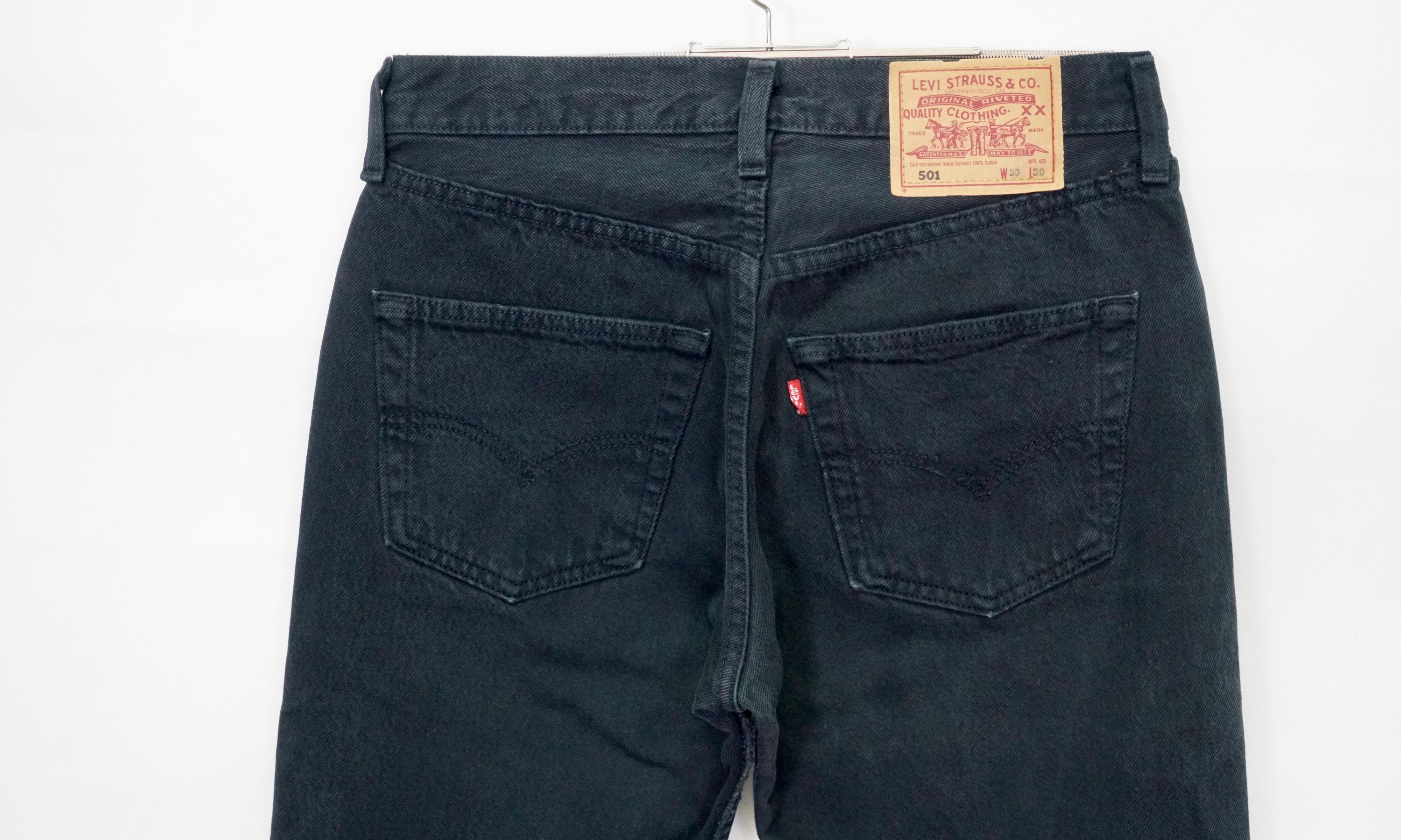 Vintage Levi's Jeans Pants Size W30 - L26 Model 501 Vintage Levi's Jeans Pants Size W30 - L26 Model 501