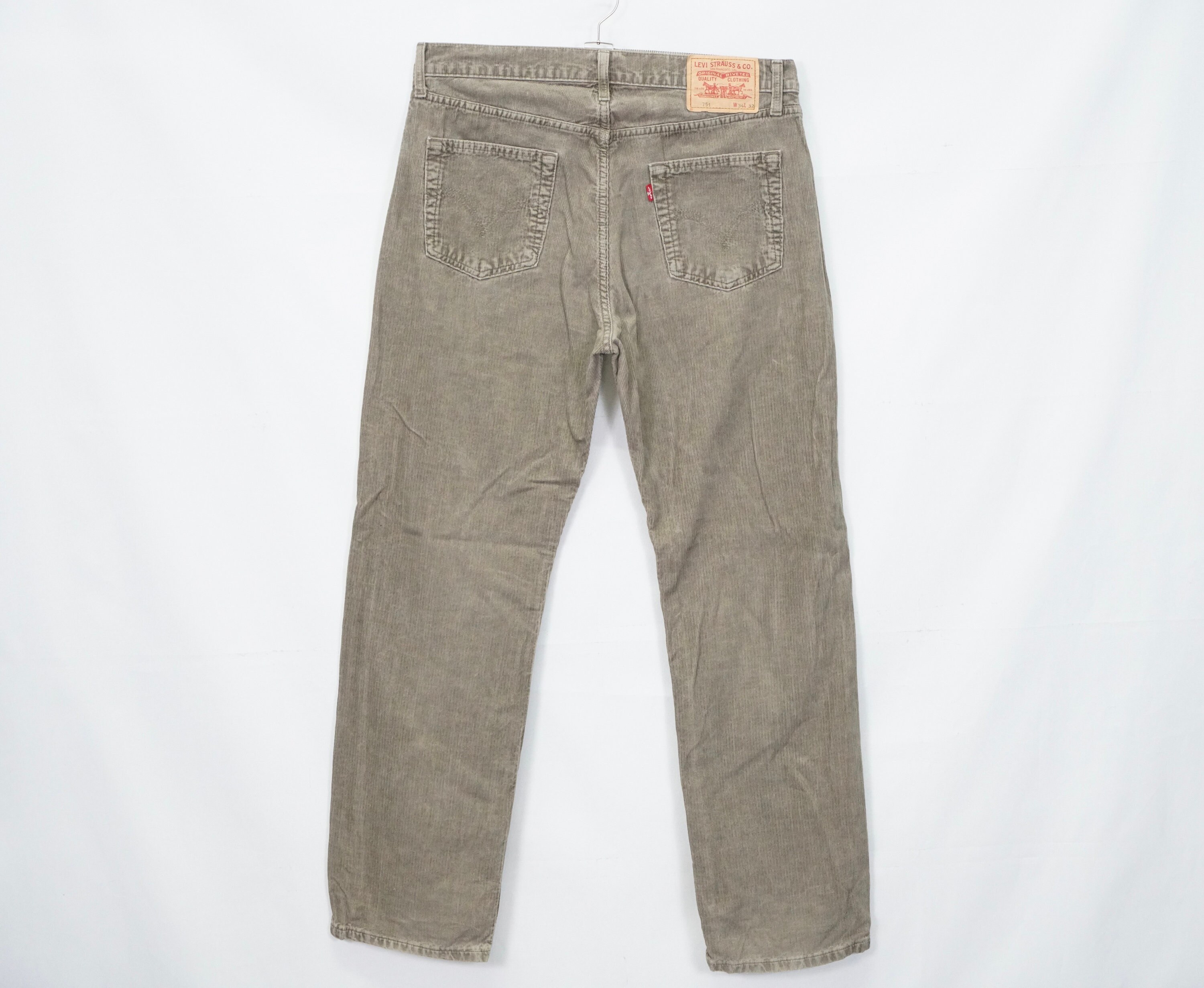 Vintage Levi s Men s Corduroy Trousers W34 L32 Model 751 True