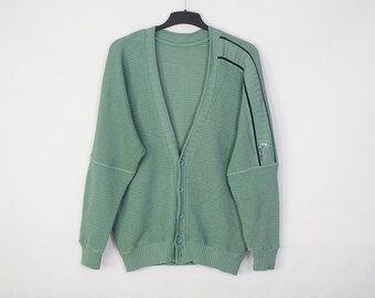 vintage made in AUS sylvia cardigun ej