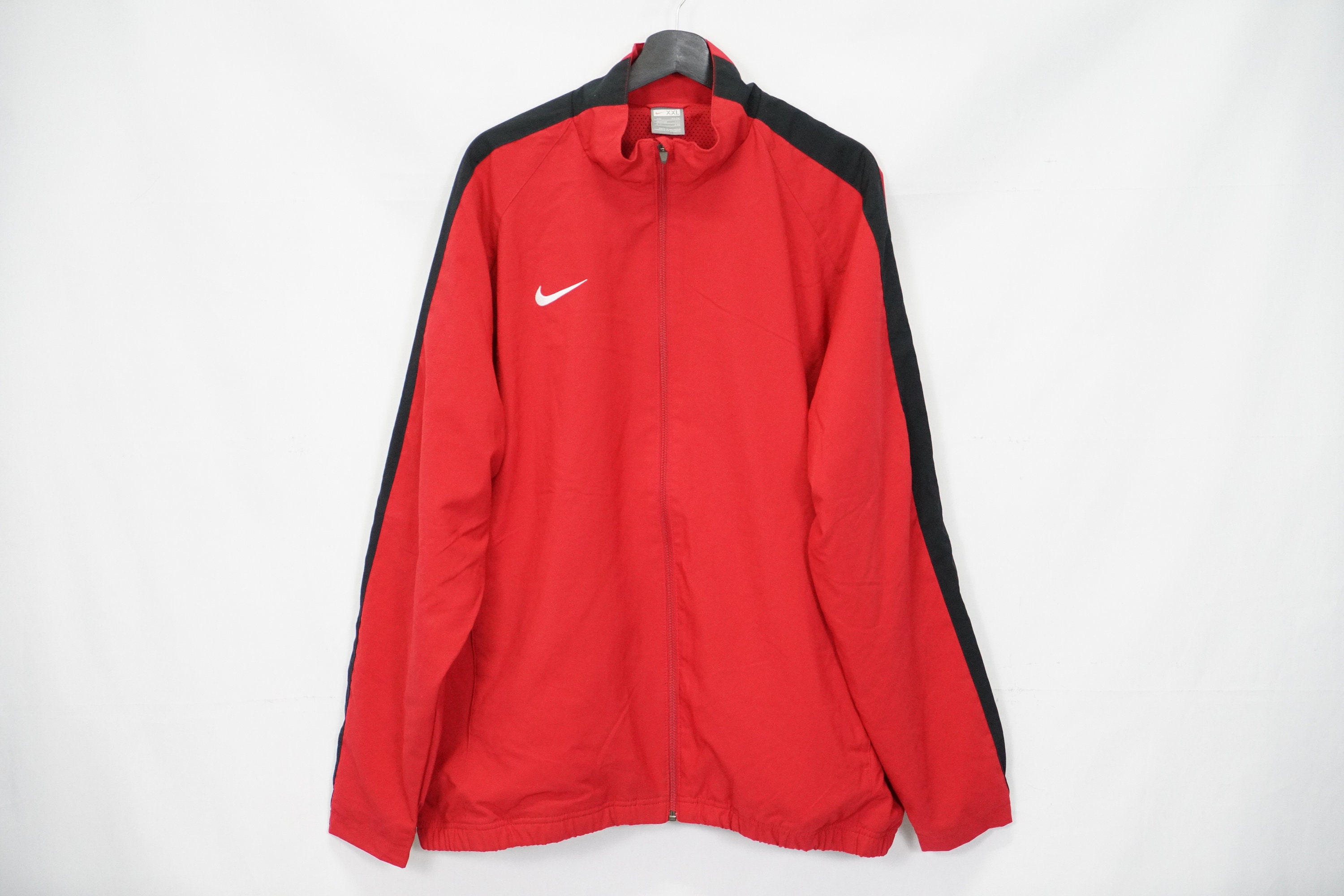 Red cheap nike jacket
