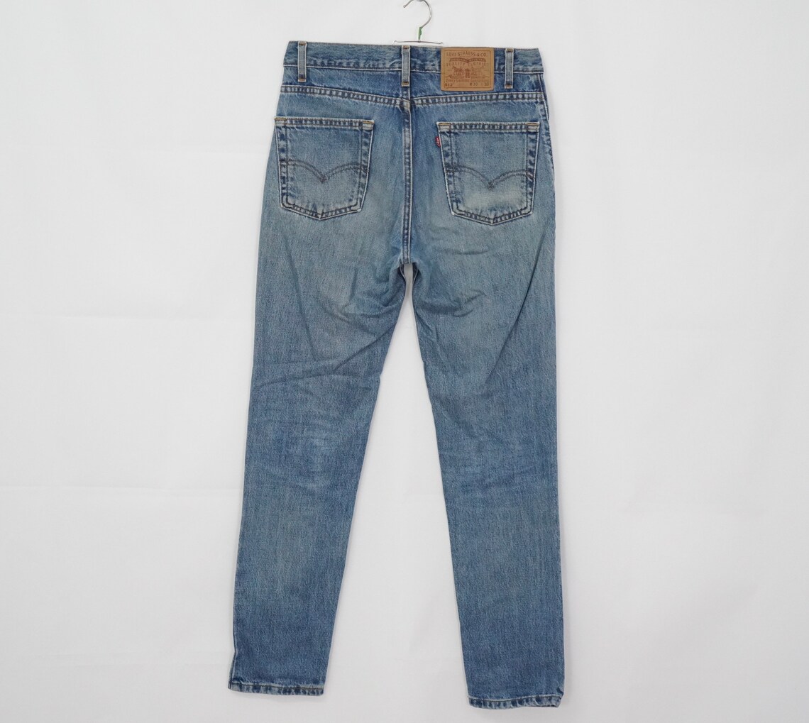 w30 levis size