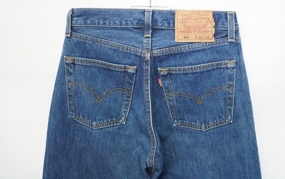 W26 l30 taille française femme sale