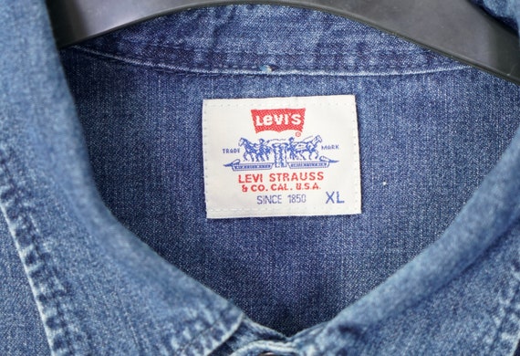 Vintage Levi's Denim Shirt Denim Shirt Shirt Size… - image 2