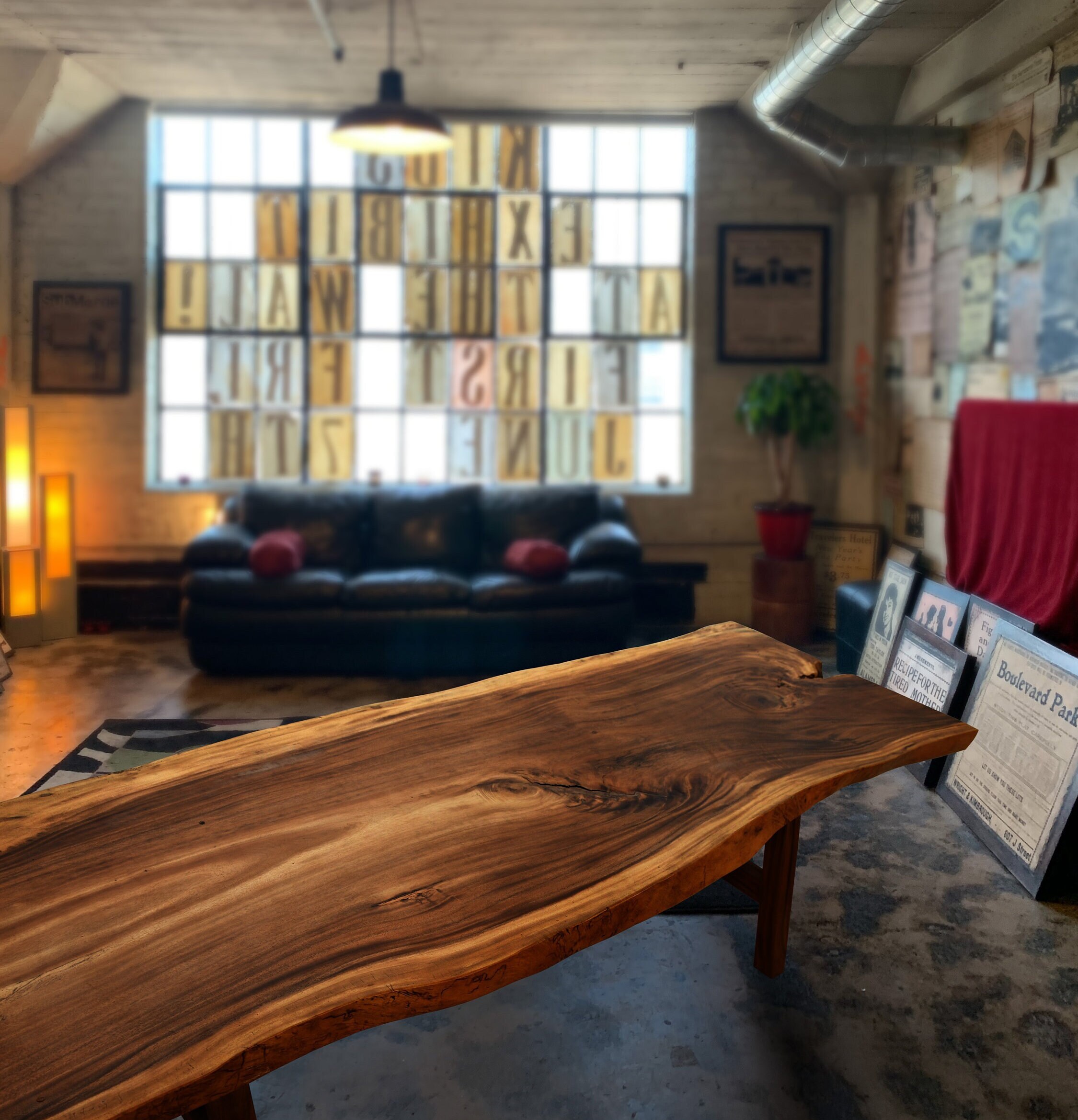 Bulah dining table deals