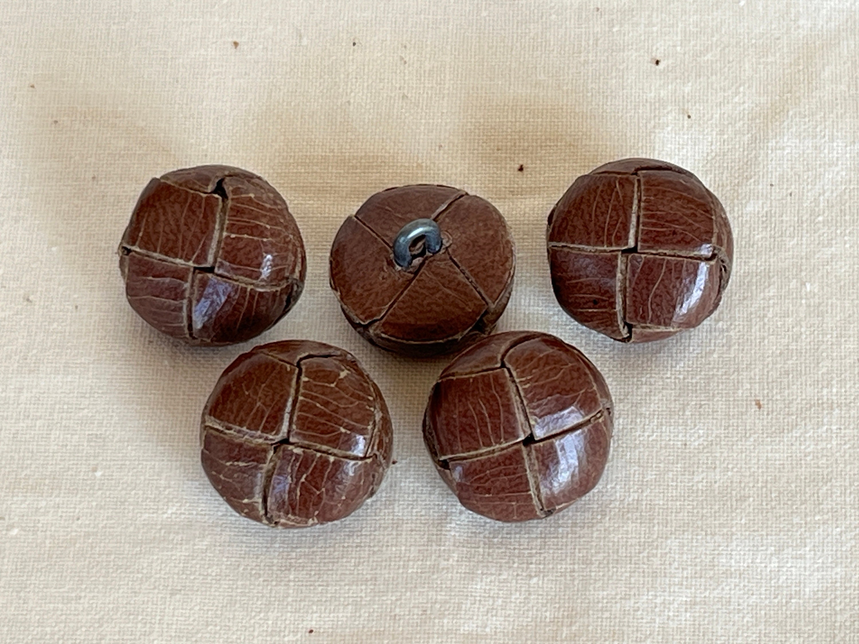 Red Brown Double Woven Leather Buttons in Three Sizes, Made in Italy 