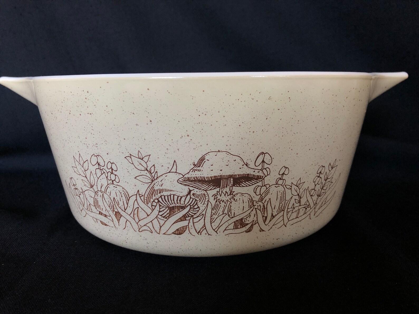 Vintage Corning Pyrex brown mushroom pattern casserole dish Etsy