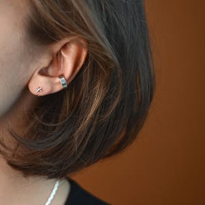 Tour d'oreille plat, Tour d'oreille sans piercing, Piercing faux hélice, Bijoux en argent sterling, Tour d'oreille minimaliste